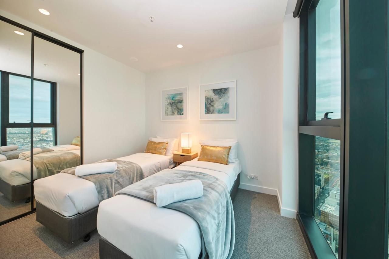 Mega Style Apartments Victoria One Мелбърн Екстериор снимка