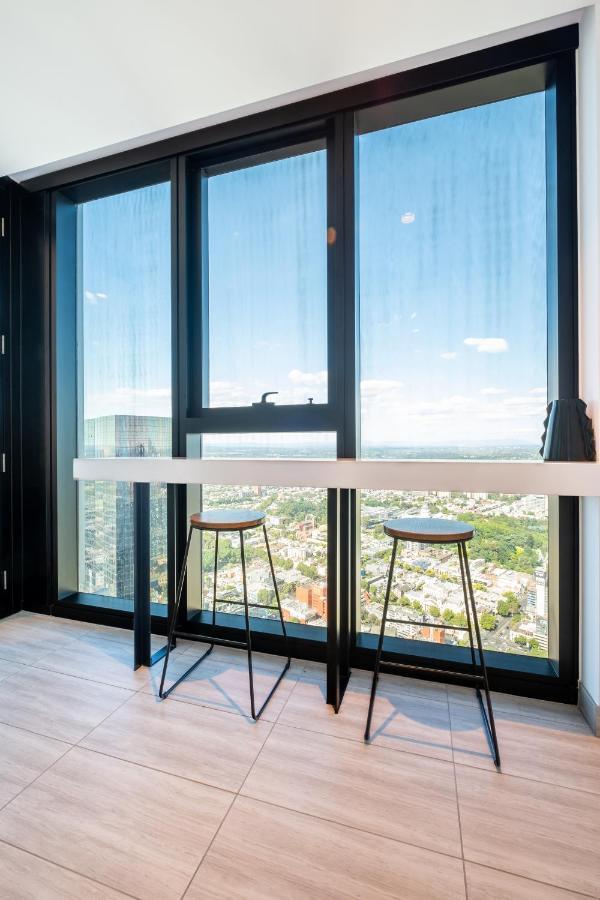 Mega Style Apartments Victoria One Мелбърн Екстериор снимка