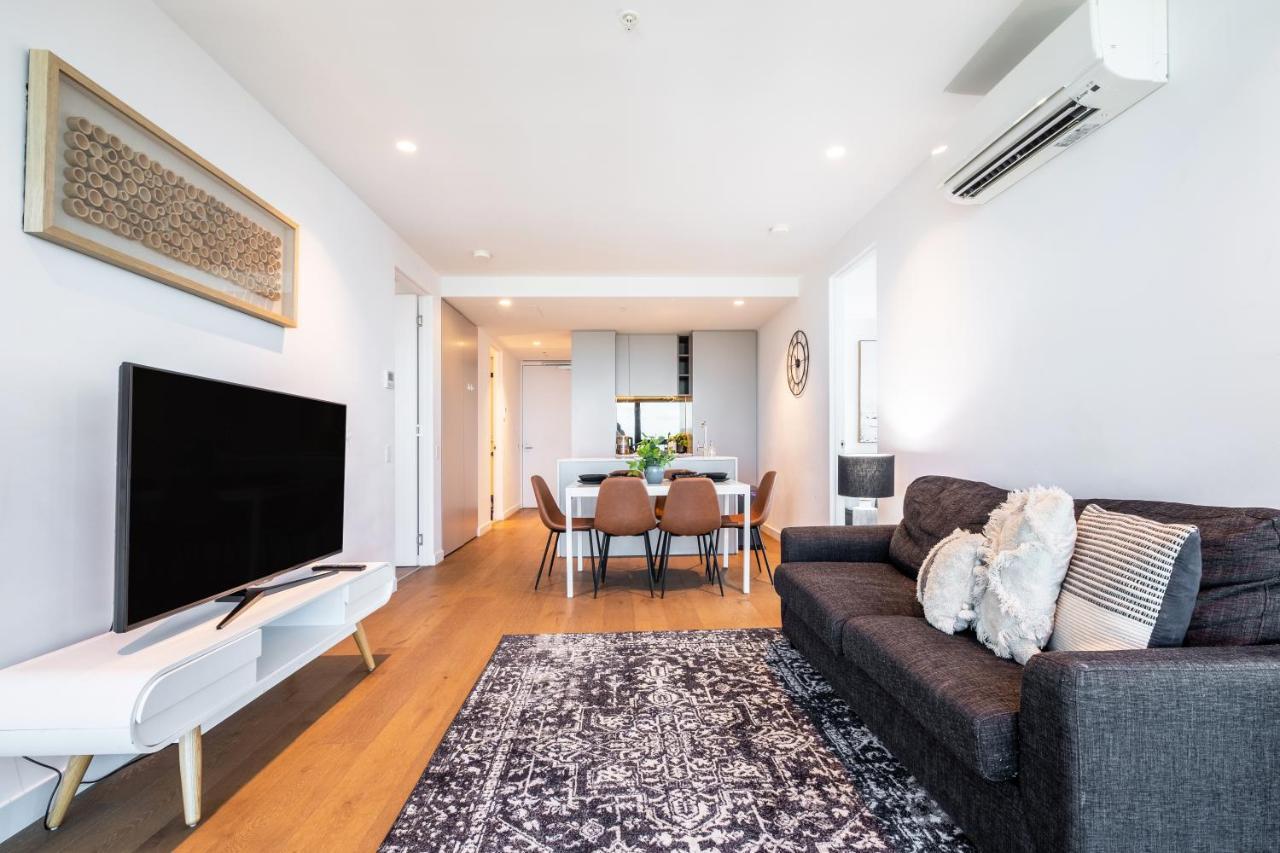 Mega Style Apartments Victoria One Мелбърн Екстериор снимка